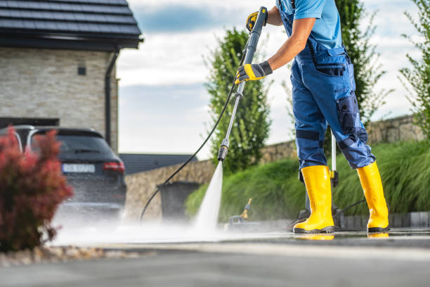 Playground Equipment Cleaning in Lakewood, CA